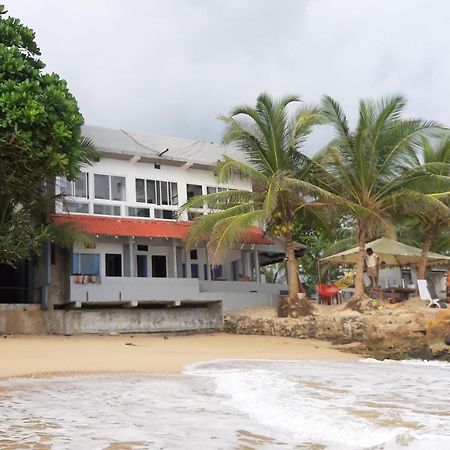 The Beach Villa Unawatuna Exterior photo