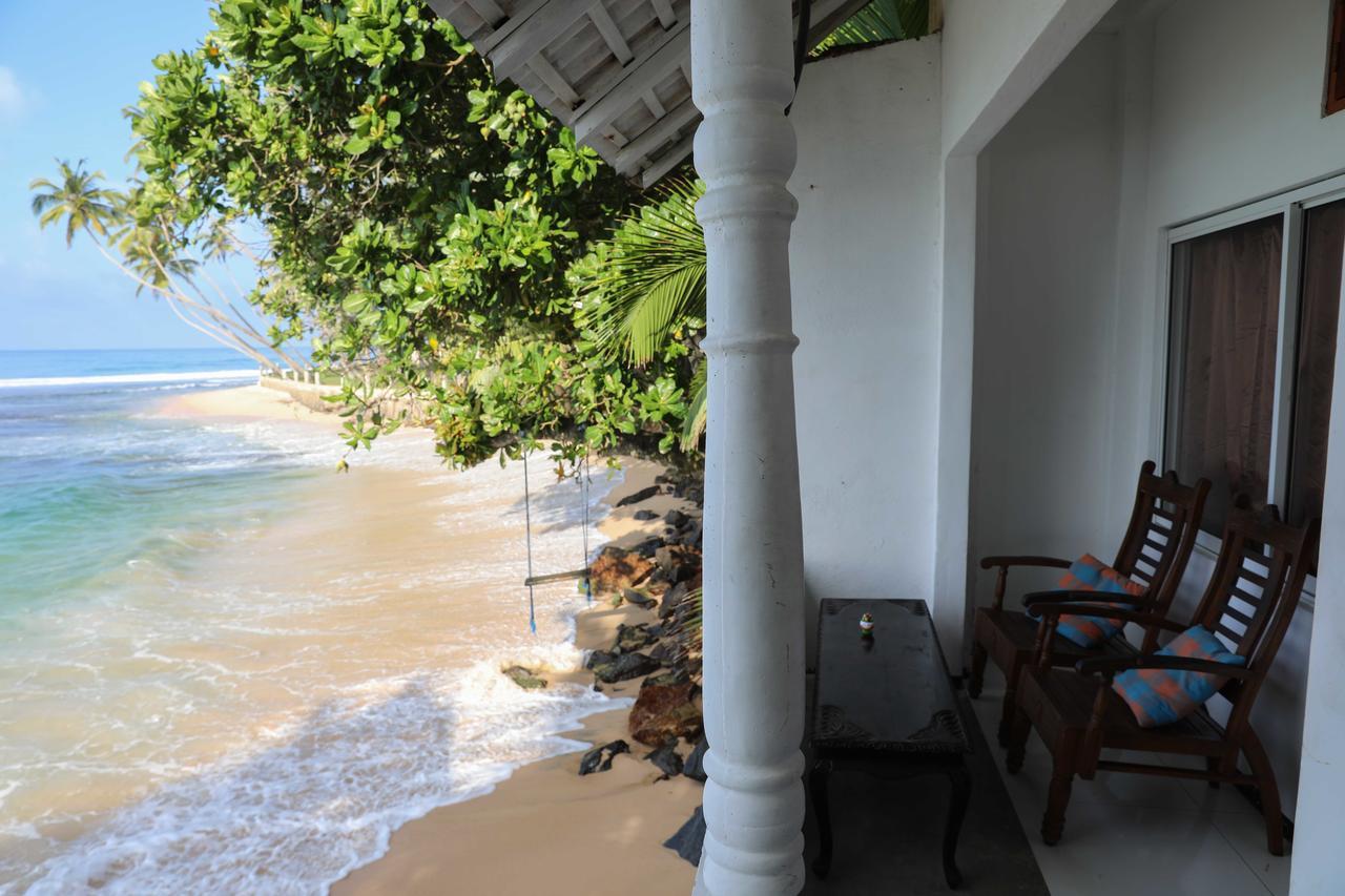 The Beach Villa Unawatuna Exterior photo