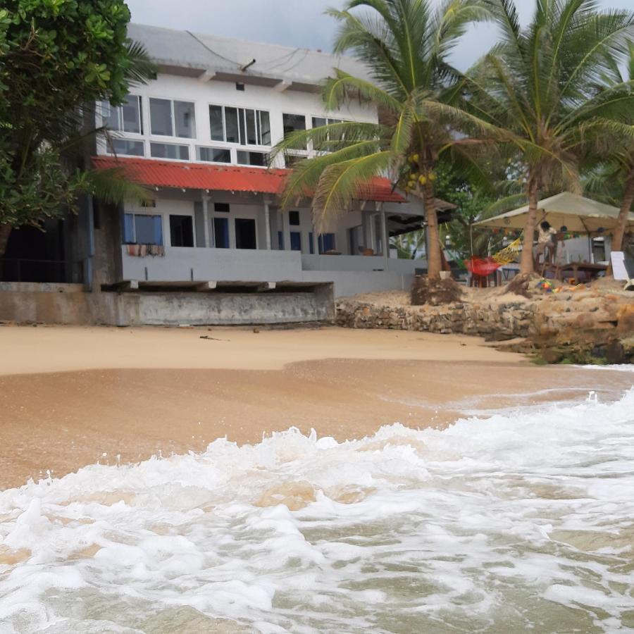 The Beach Villa Unawatuna Exterior photo